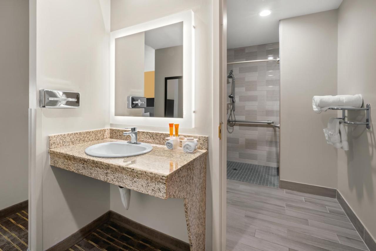 Hotel Aura Sfo Airport Free Shuttle San Bruno Ngoại thất bức ảnh