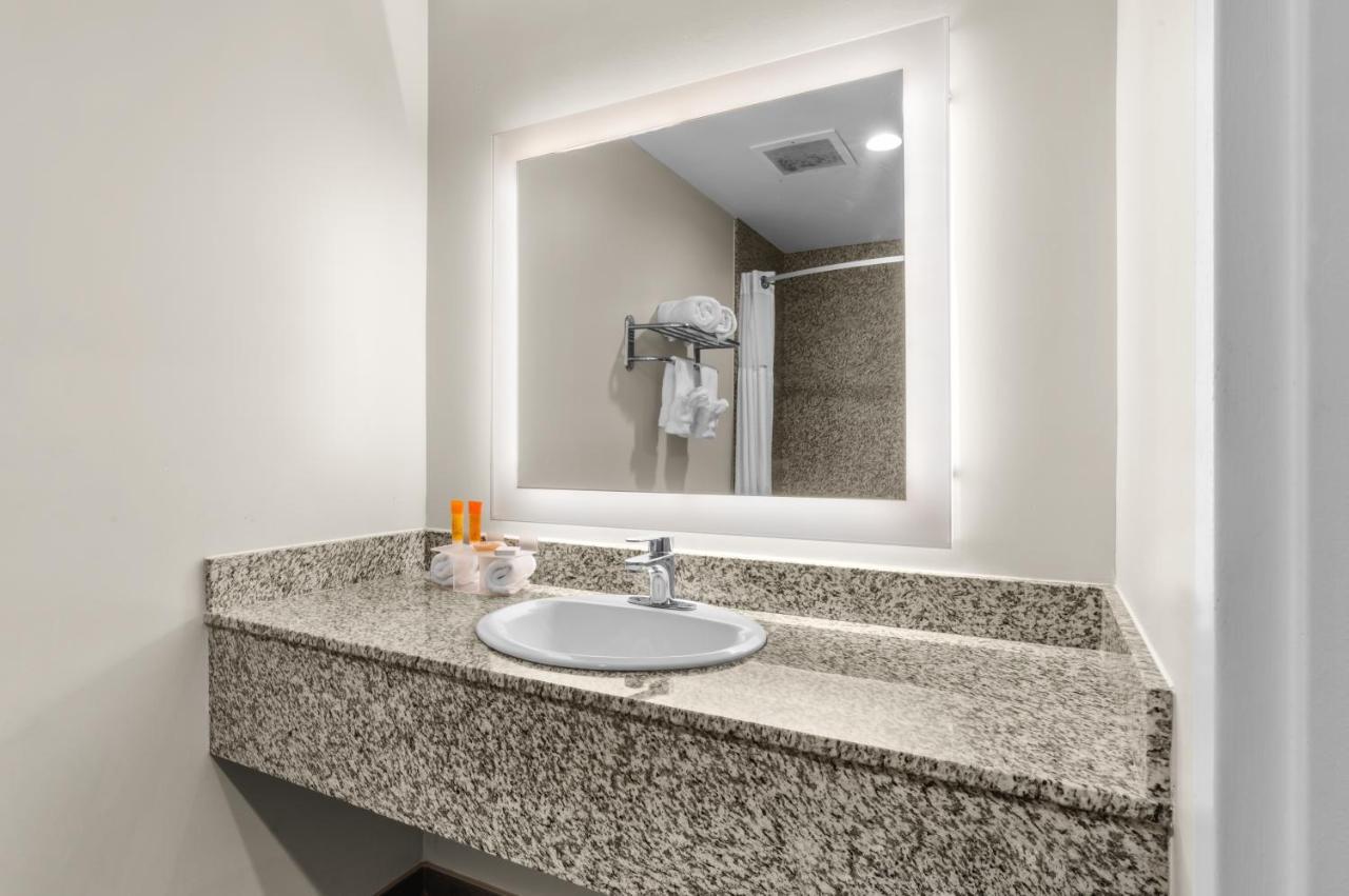 Hotel Aura Sfo Airport Free Shuttle San Bruno Ngoại thất bức ảnh