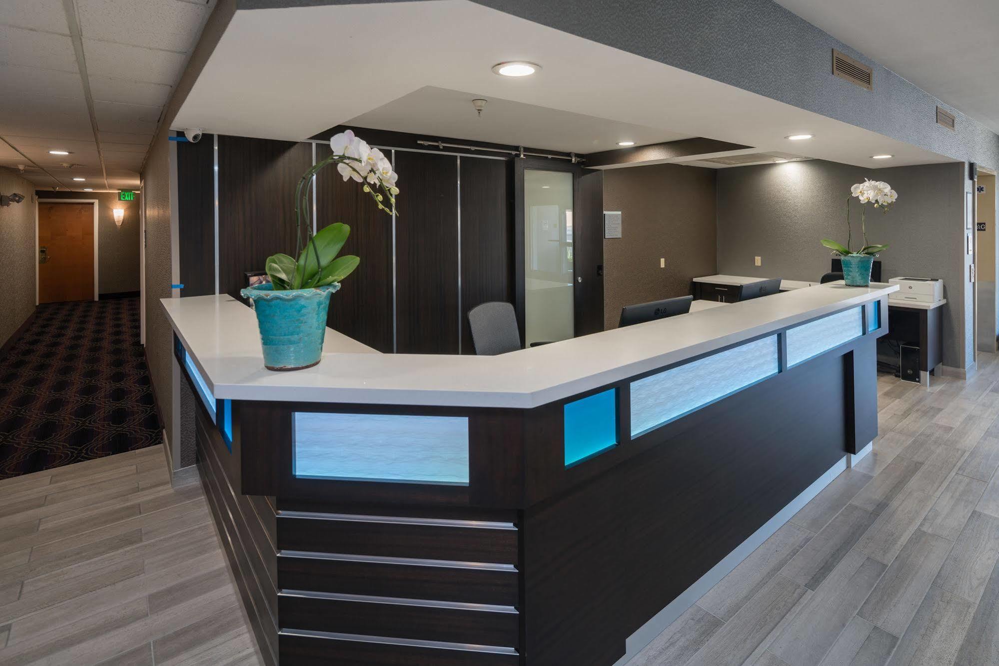 Hotel Aura Sfo Airport Free Shuttle San Bruno Ngoại thất bức ảnh